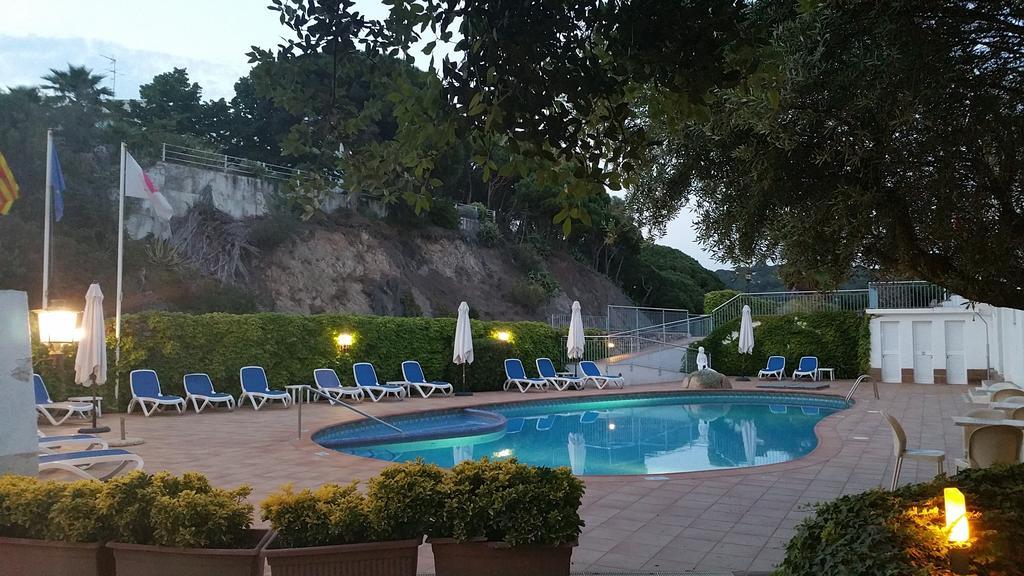 Gran Sol Hotel Сан Пол де Мар Екстериор снимка