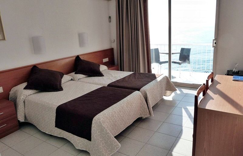 Gran Sol Hotel Сан Пол де Мар Екстериор снимка