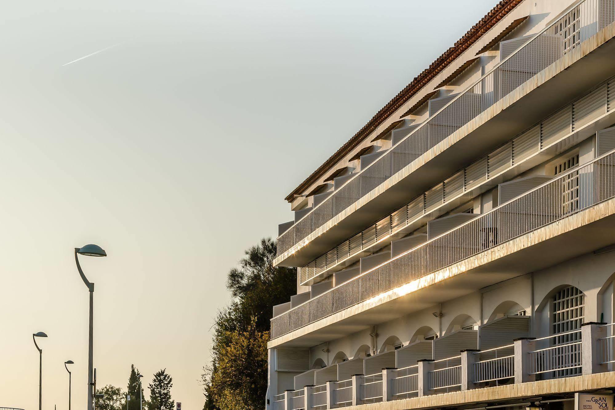 Gran Sol Hotel Сан Пол де Мар Екстериор снимка