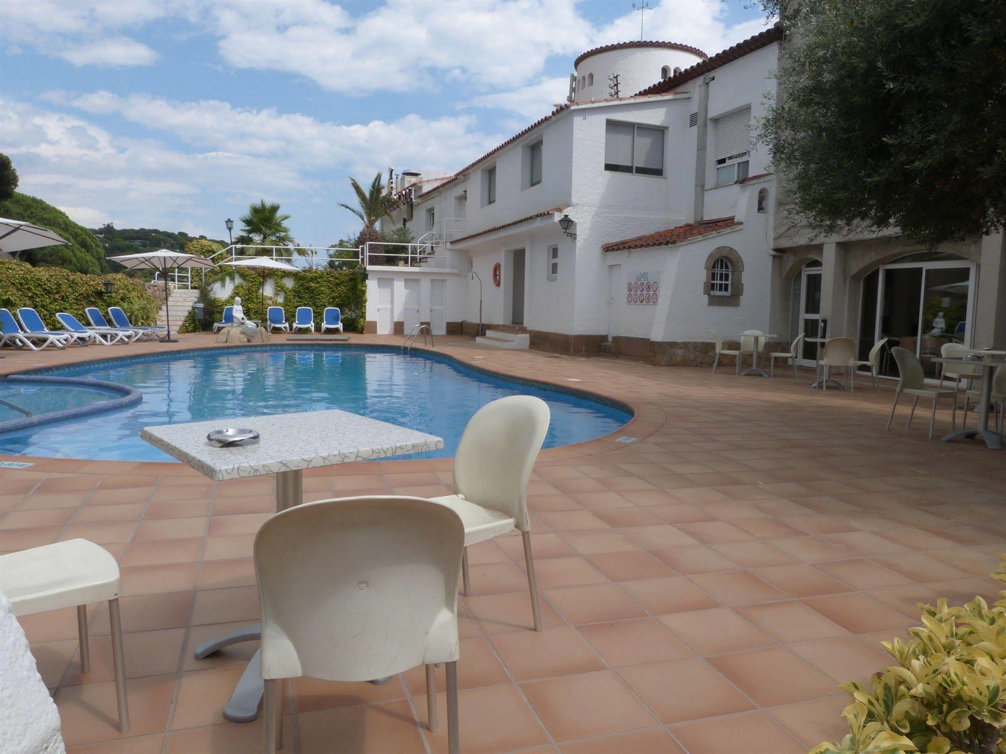Gran Sol Hotel Сан Пол де Мар Екстериор снимка