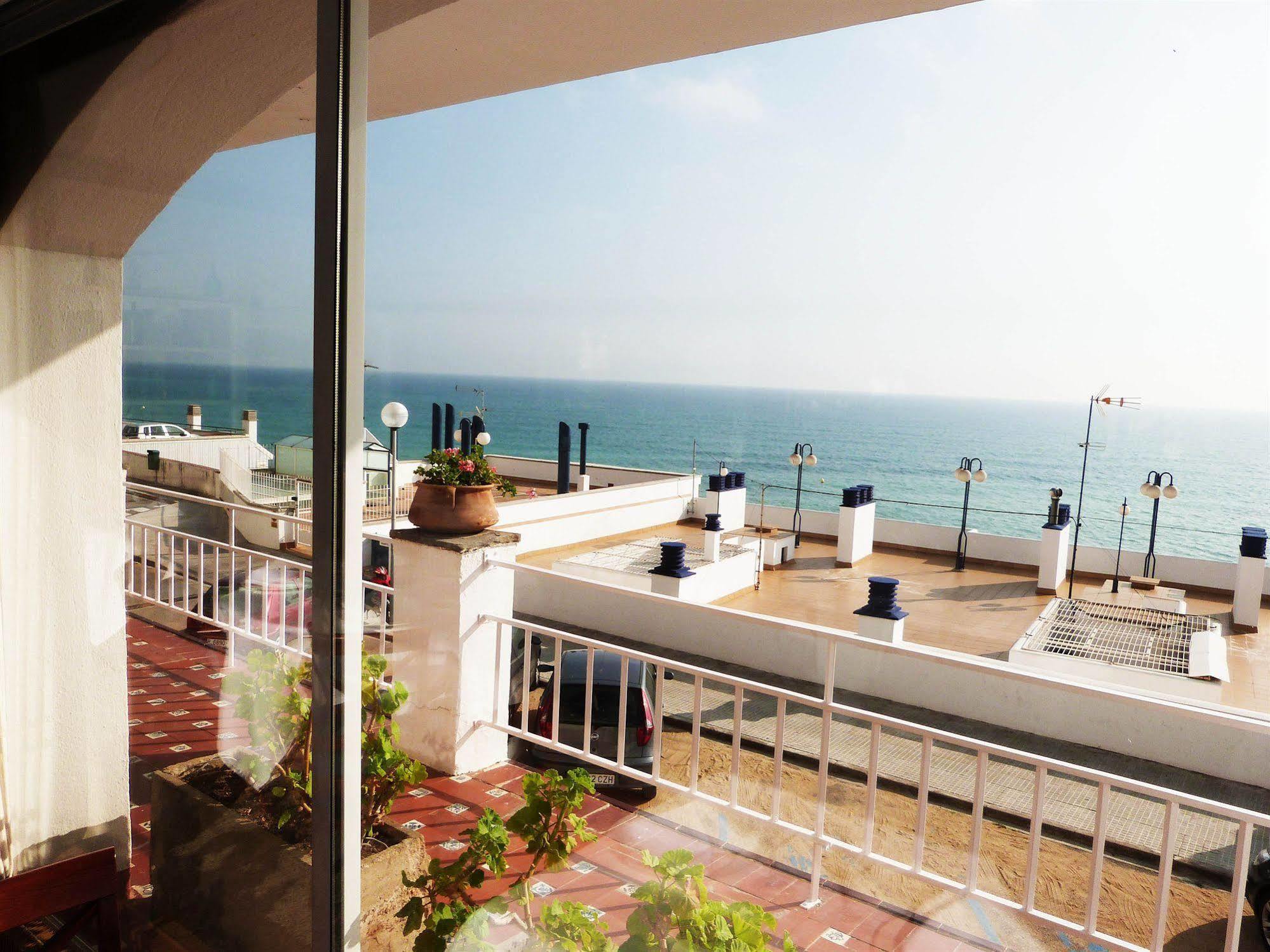 Gran Sol Hotel Сан Пол де Мар Екстериор снимка